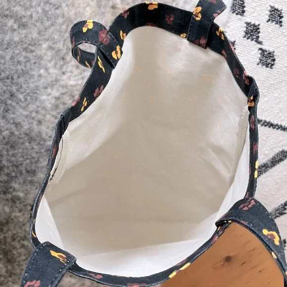 Madewell Insider Women’s Floral Black Canvas Reusable Tote—Special Edition - Picture 7 of 7